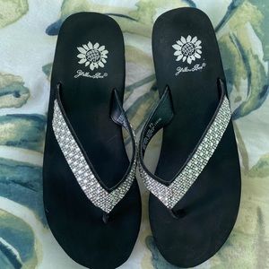 Yellow Box Black Wedge Sandals